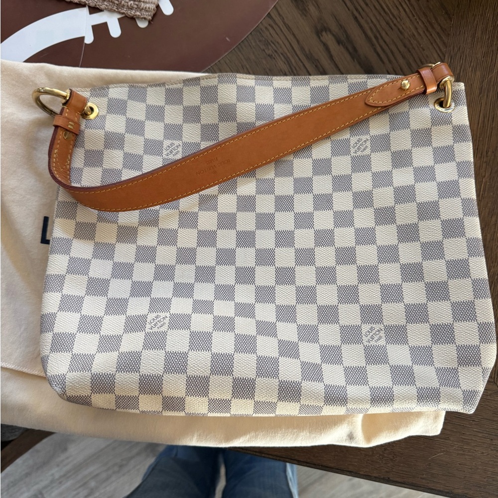 Louis Vuitton Graceful PM